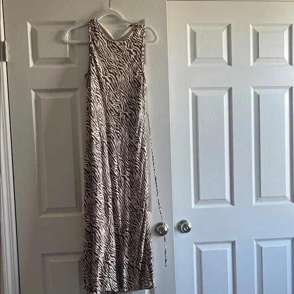 WAYF Zebra Print Sleeveless Maxi Dress Size M - Picture 1 of 8